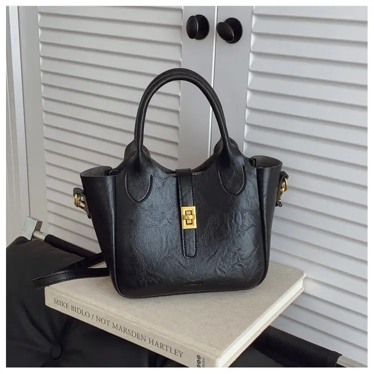 Red Crossbody Handbag for Women 2025 New Autumn Winter — feature 38
