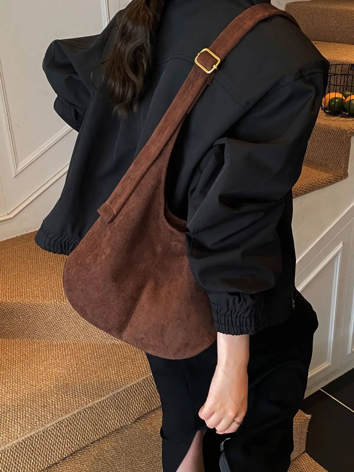 Brown Leather Shoulder Bag Large Capacity Women's Armpit Bag - Image 7