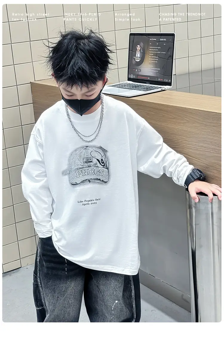 Boys White Graphic Long Sleeve T-Shirt 2025 — feature 1