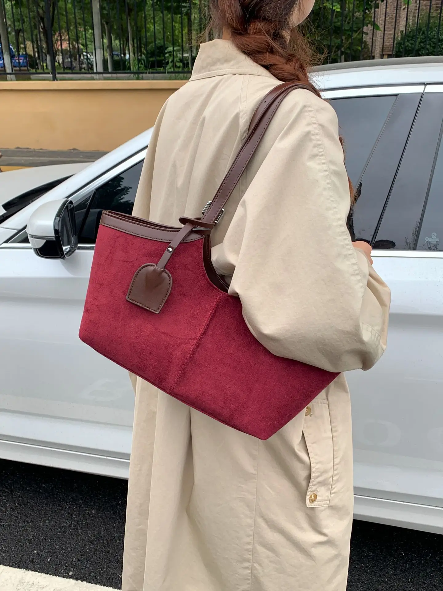 Women's Cross-Border Shoulder Bag Large Capacity Tan - Image 8