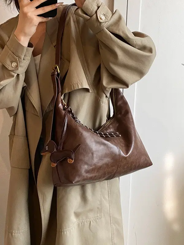Vintage Women's Black Leather Shoulder Bag 2025 - Image 12