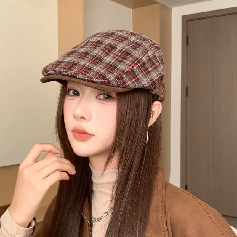 Retro Duck Tonge Beret with Forward Cut Woolen Cap — feature 1