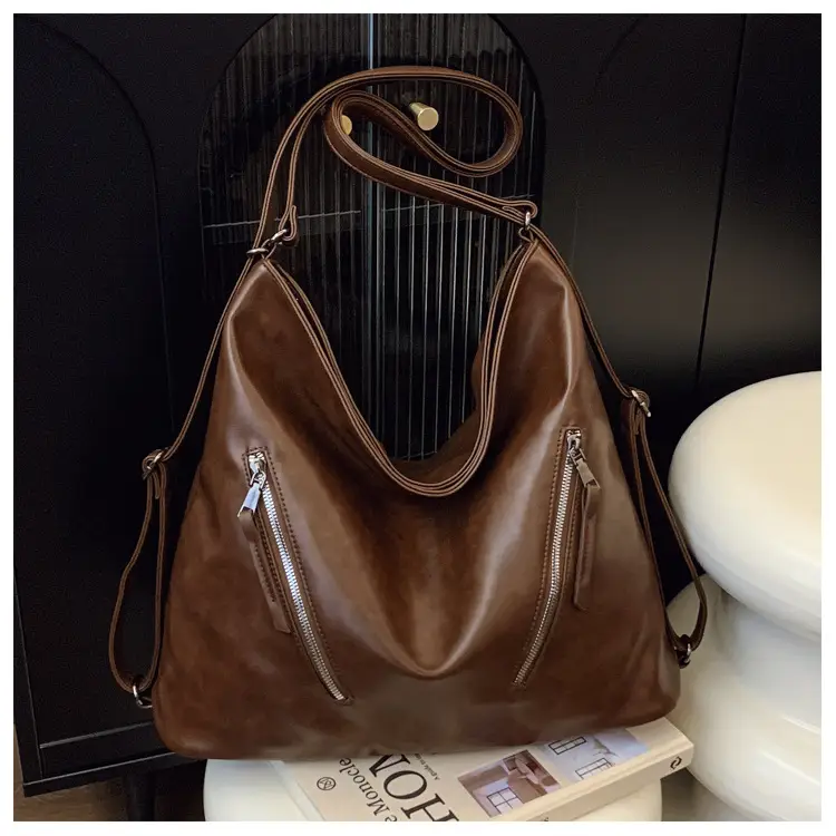 Black Leather Crossbody Bag for Women, Large Capacity, Retro Design — feature 22