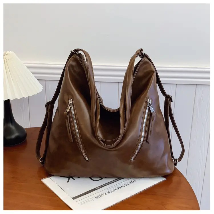 Black Leather Crossbody Bag for Women, Large Capacity, Retro Design — feature 24
