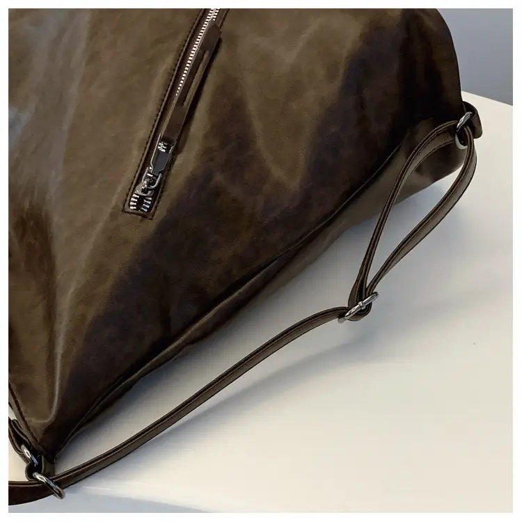 Black Leather Crossbody Bag for Women, Large Capacity, Retro Design — feature 29