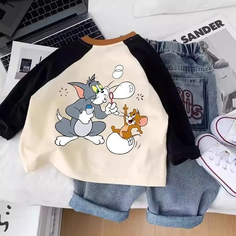 Tom and Jerry Raglan Sleeve Kids T-Shirt Medium Large — feature 5