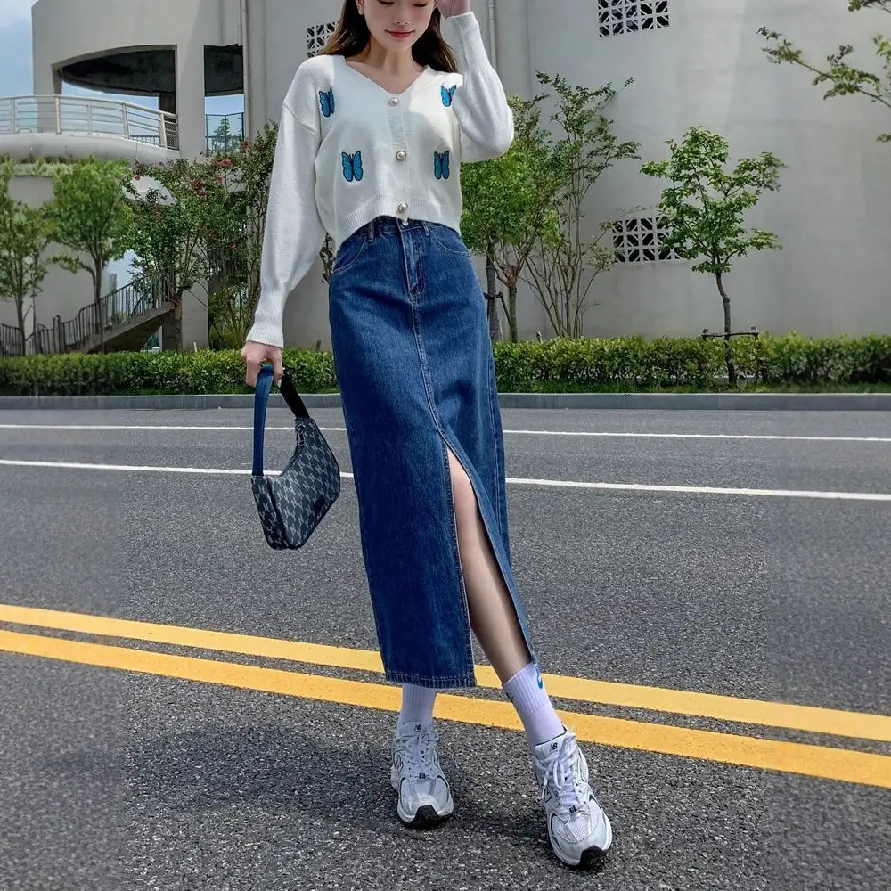 Front Slit Dark Blue Hip-Hugging Denim Skirt 2025