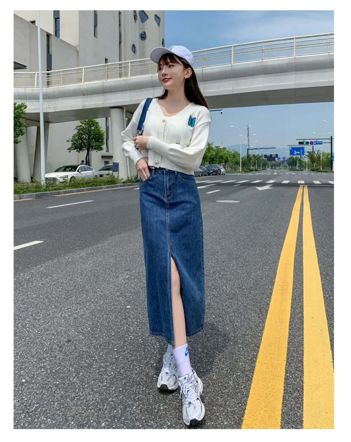 Front Slit Dark Blue Hip-Hugging Denim Skirt 2025 — feature 10