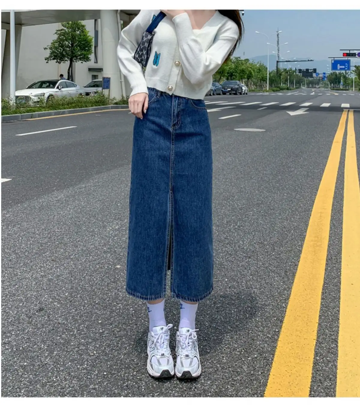 Front Slit Dark Blue Hip-Hugging Denim Skirt 2025 — feature 5