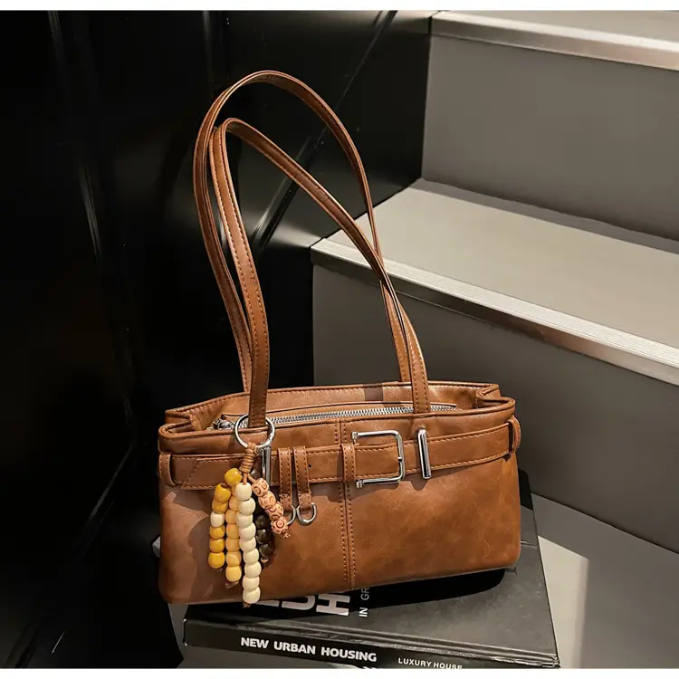Retro Belt Buckle Handbag for Women 2025 — feature 17