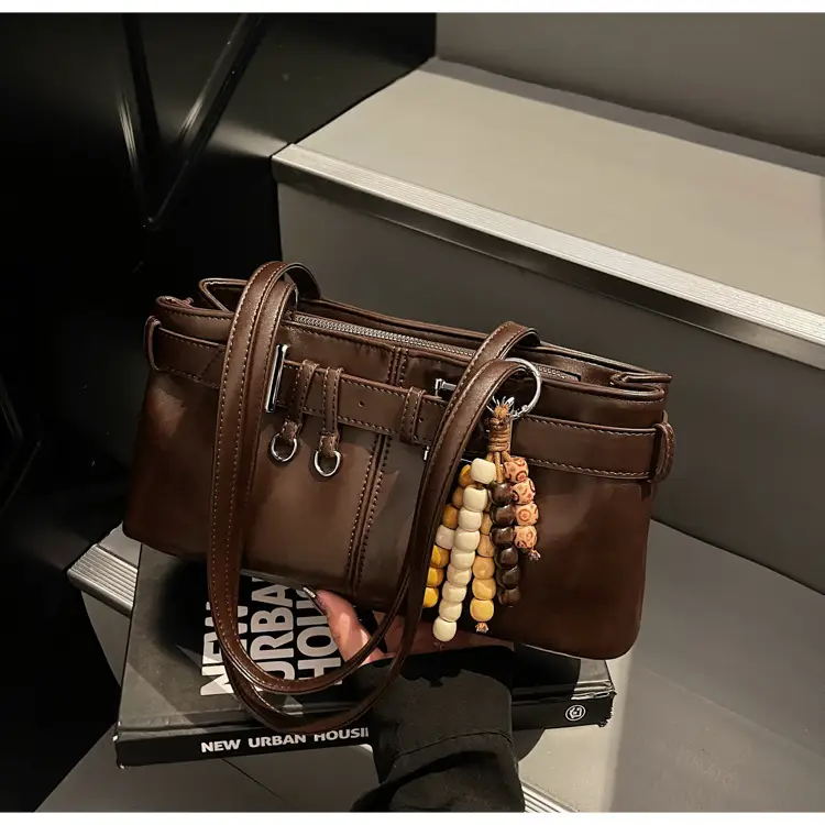 Retro Belt Buckle Handbag for Women 2025 — feature 18