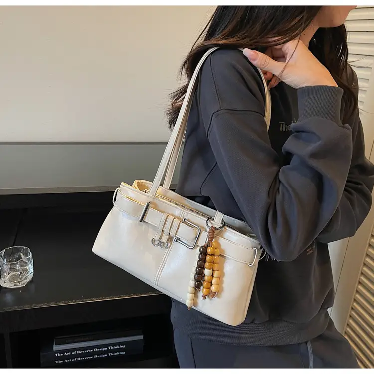 Retro Belt Buckle Handbag for Women 2025 — feature 25