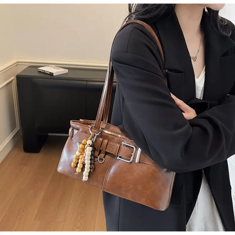 Retro Belt Buckle Handbag for Women 2025 — feature 36