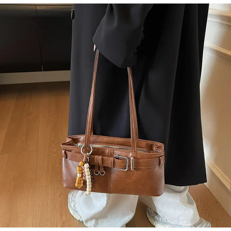 Retro Belt Buckle Handbag for Women 2025 — feature 40