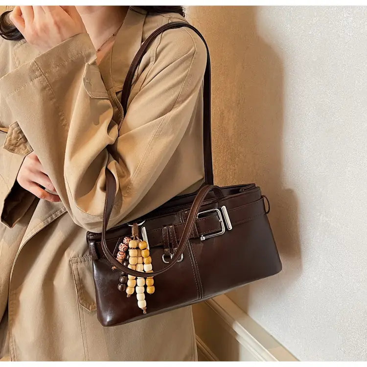 Retro Belt Buckle Handbag for Women 2025 — feature 44