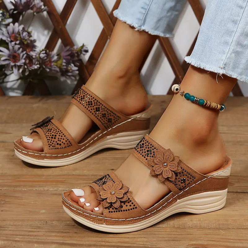 Cross-Border Foreign Trade Large Size Summer New Women's Shoes Wedge Sandals Hollow Flower Women's Shoes High Heel Sandals — feature 3