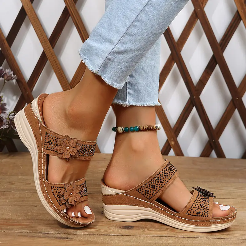 Cross-Border Foreign Trade Large Size Summer New Women's Shoes Wedge Sandals Hollow Flower Women's Shoes High Heel Sandals — feature 9