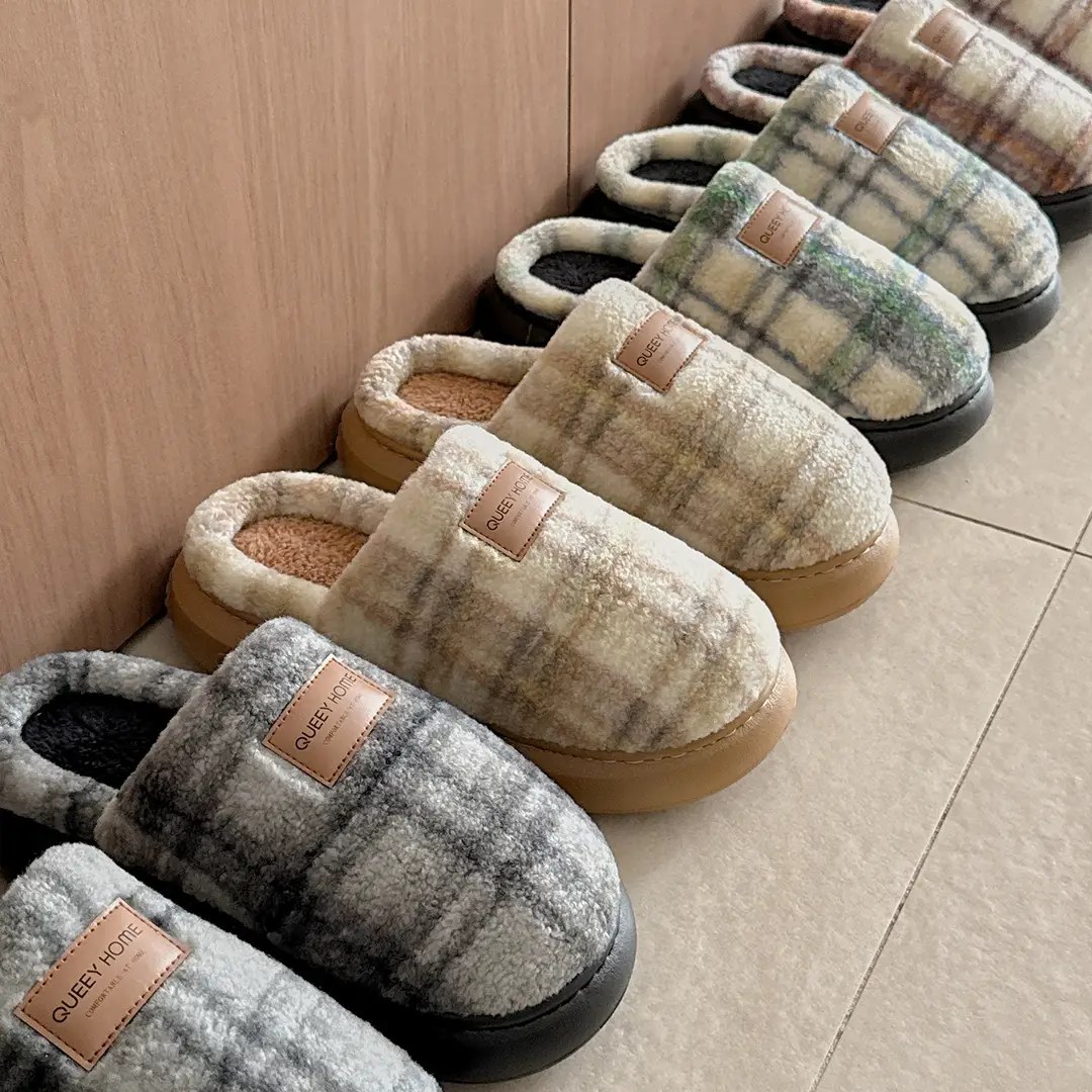 Cotton Slippers for Men and Women Winter 2025 New Indoor Home Thick-Soled Warm Casual Non-Slip Household Wool Slippers - Image 6