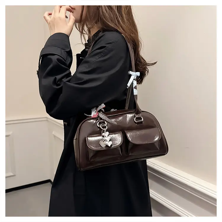 Maillard Red Leather Shoulder Bag for Women 2026 — feature 5