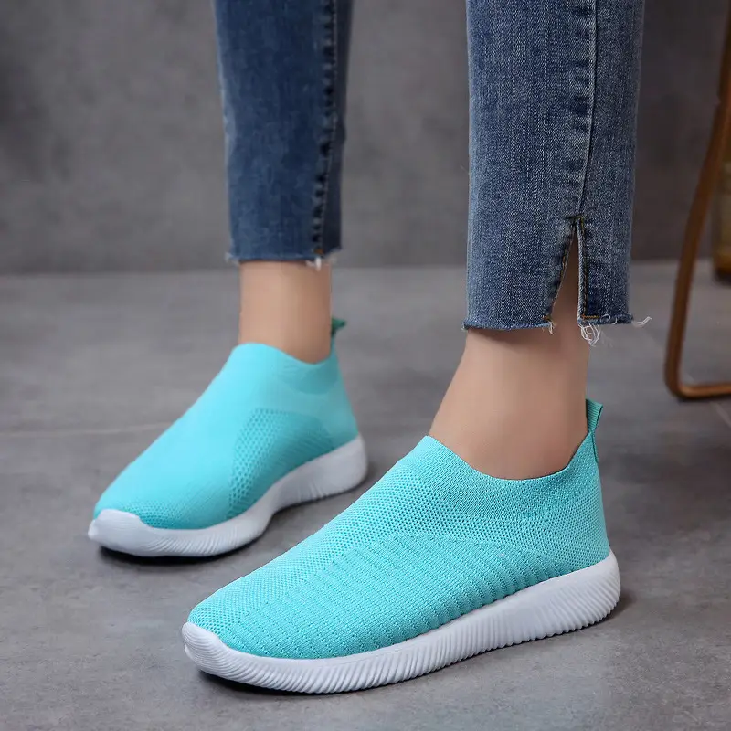 New Style Fly-Knit Shallow Low-Top Lightweight Breathable Slip-On Round-Toe Foreign Trade Large-Size Casual Flat Sneakers