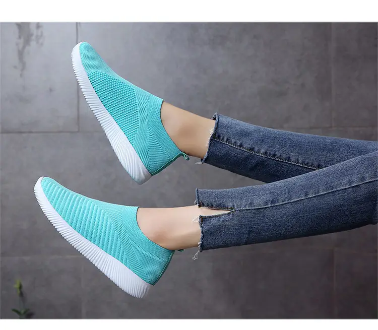New Style Fly-Knit Shallow Low-Top Lightweight Breathable Slip-On Round-Toe Foreign Trade Large-Size Casual Flat Sneakers — feature 12