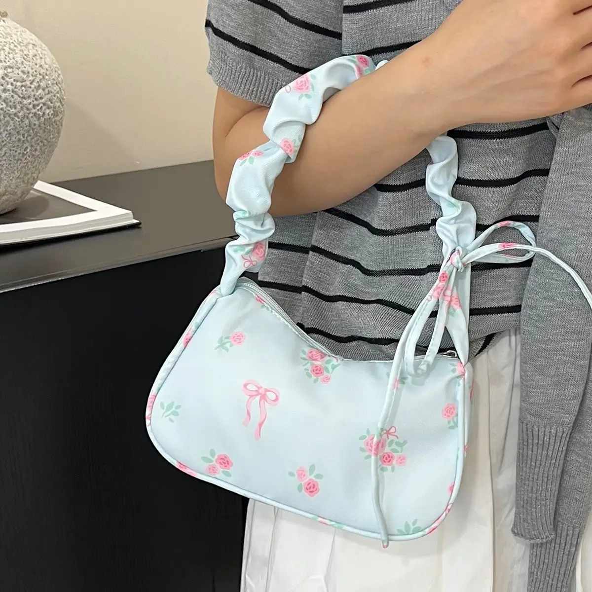 Gentle Floral Crossbody Bag 2025 New Style - Image 8