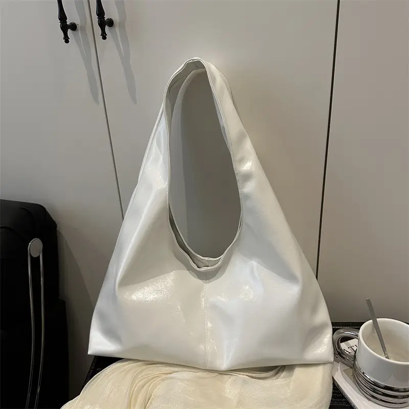 White Crossbody Bag for Women Autumn 2025 - Image 4