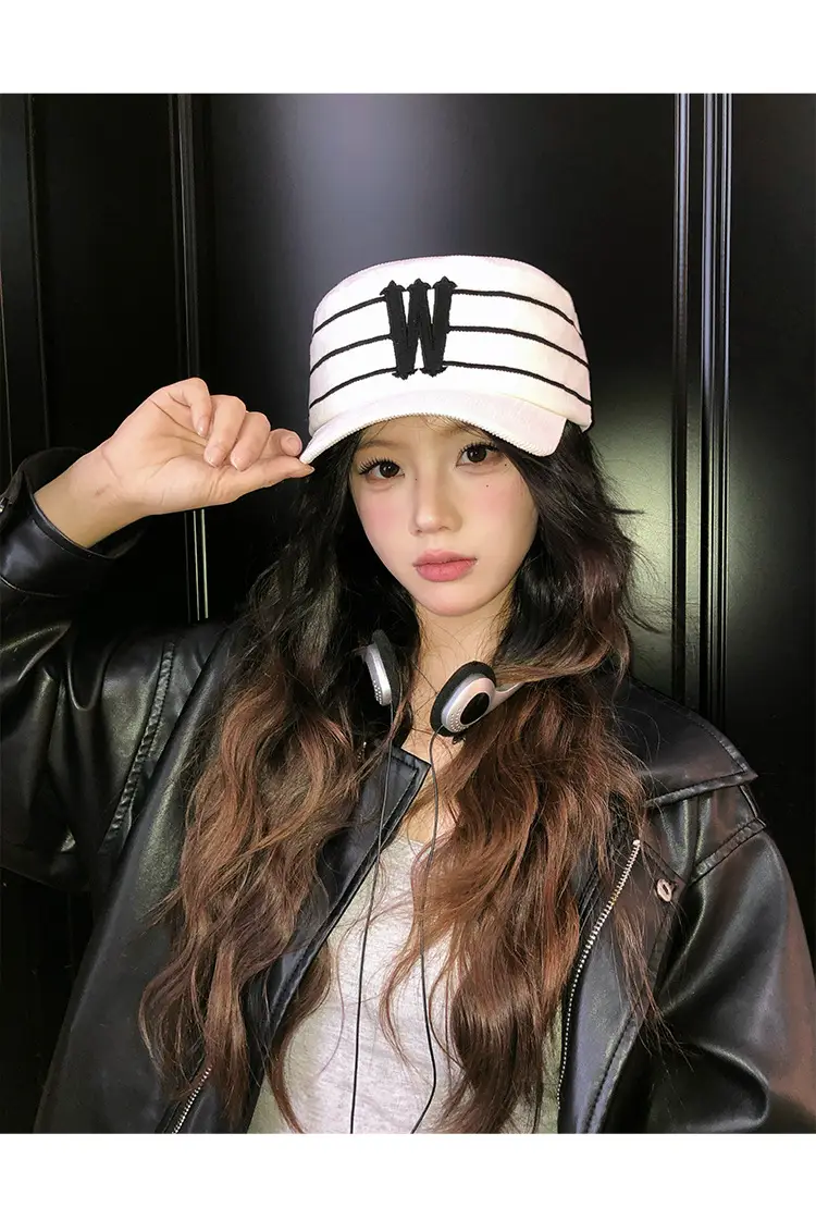 Women Korean Style Retro Striped Baseball Cap with W Letter Embroidery — feature 6