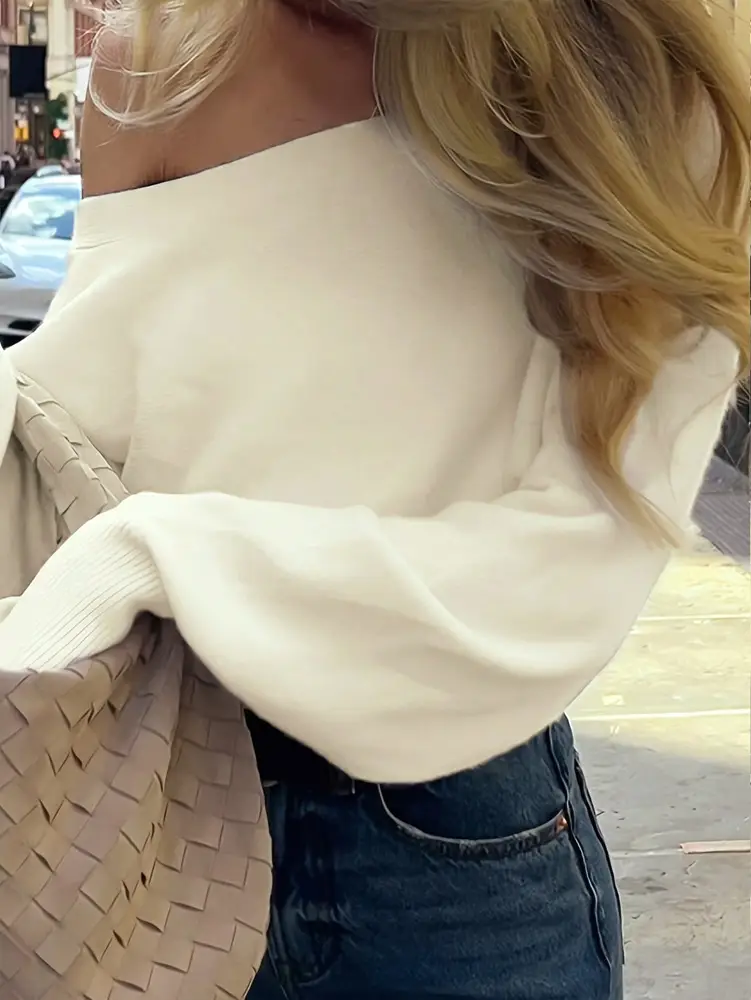 Independent Brand 2026 New Product European and American Cross-Border Fashion High-End Design Asymmetric Off-Shoulder Casual Women's Sweater