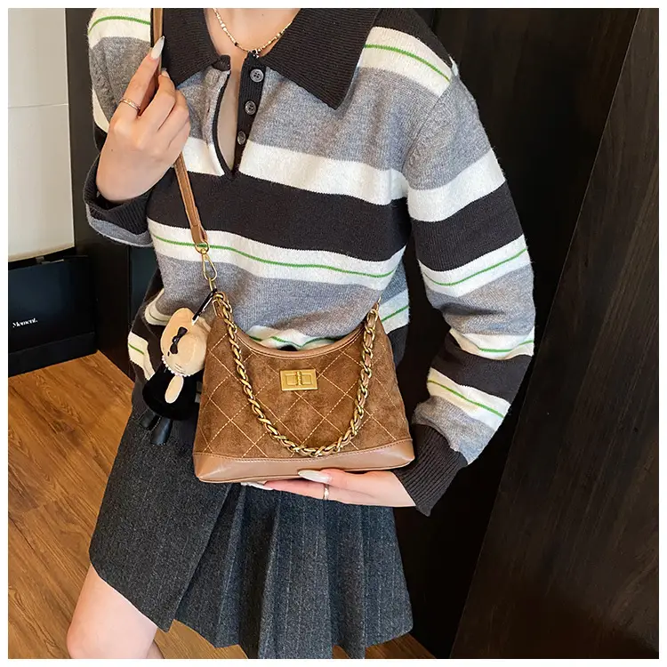 Maillard Crossbody Bag with Hello Kitty Chain Strap Brown — feature 14