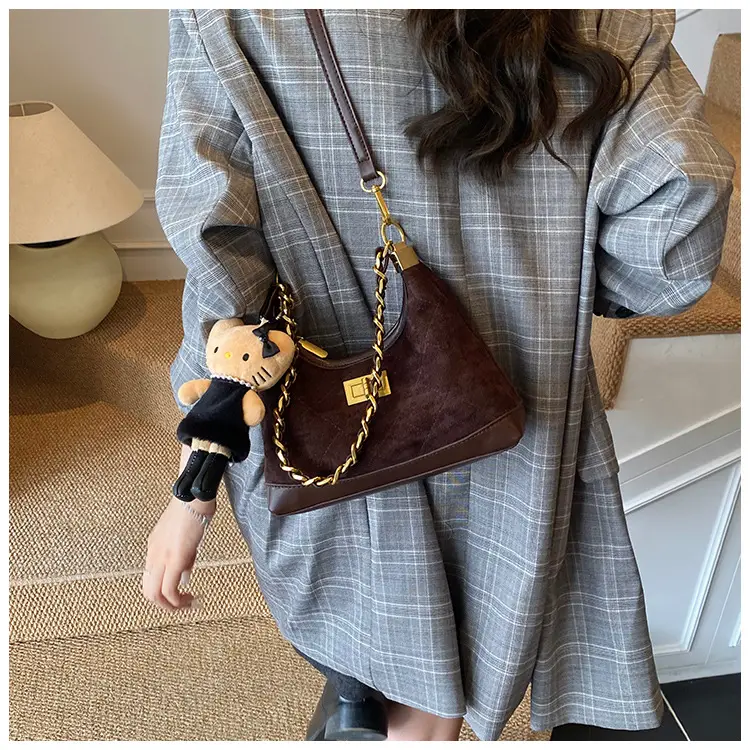 Maillard Crossbody Bag with Hello Kitty Chain Strap Brown — feature 23