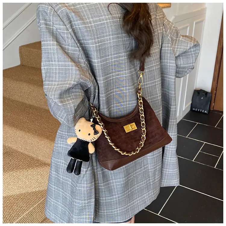 Maillard Crossbody Bag with Hello Kitty Chain Strap Brown — feature 27