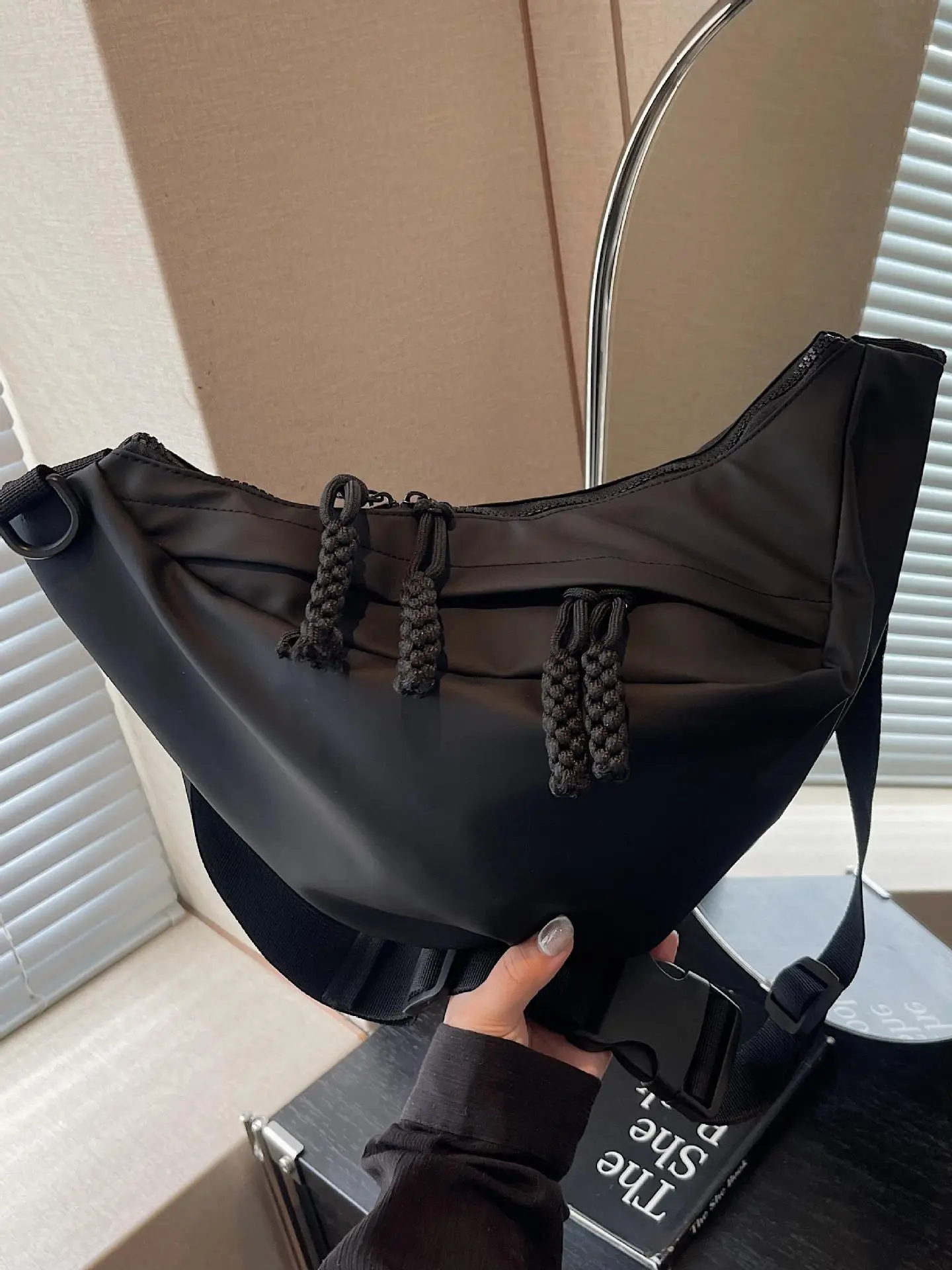 Crossbody Bag Women Lightweight Casual Commuter Bag