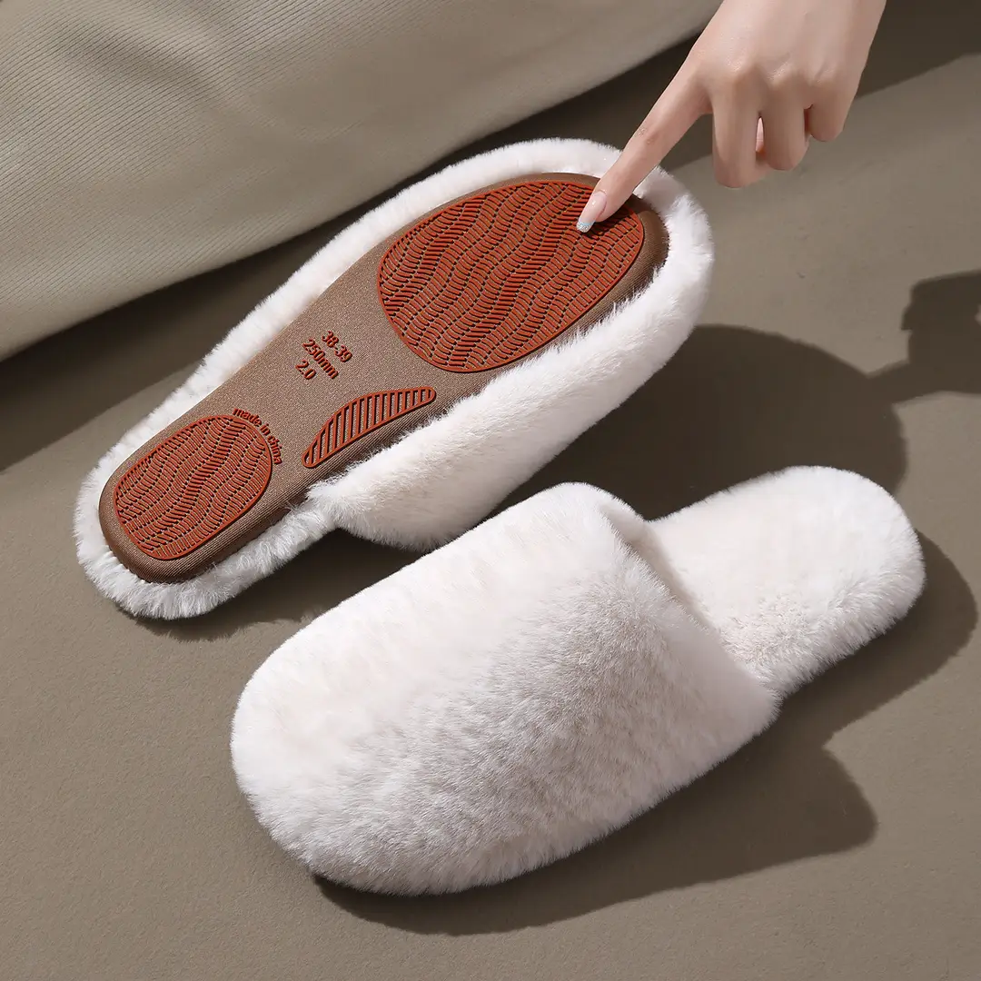 Home Cotton Slippers for Women Autumn and Winter Indoor Plush Warm Couple Home Soft Bottom Non-Slip Furry Slippers for Men Wholesale