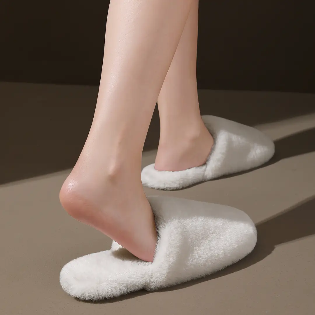 Home Cotton Slippers for Women Autumn and Winter Indoor Plush Warm Couple Home Soft Bottom Non-Slip Furry Slippers for Men Wholesale