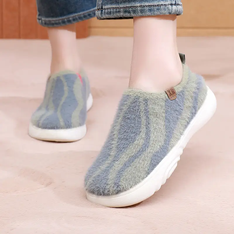 2025 New Women's Casual Fashion Trendy Shoes, Comfortable and Not Tiring, Soft-Soled Plush Round-Toe Flats Lazy Shoes - Image 3