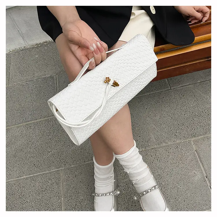 Gold Woven Crossbody Bag for Women 2025 — feature 40