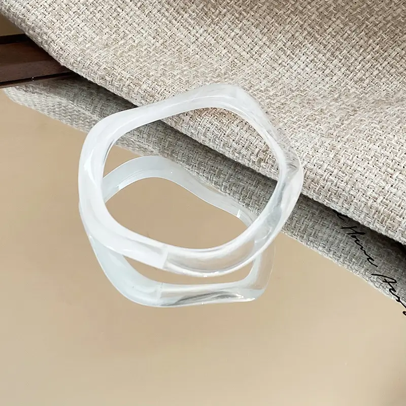 European and American Exaggerated Resin Round Open Bracelet Ring Fashion Elegant Versatile Bracelet Niche High-End Hand Jewelry for Women