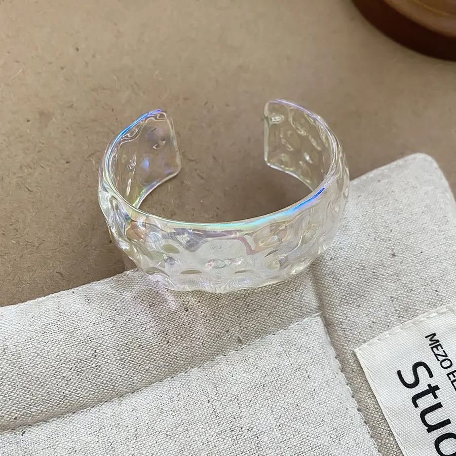 European and American Exaggerated Resin Round Open Bracelet Ring Fashion Elegant Versatile Bracelet Niche High-End Hand Jewelry for Women