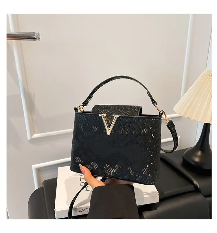 Korean Snake Print Sequin Shoulder Bag — feature 21