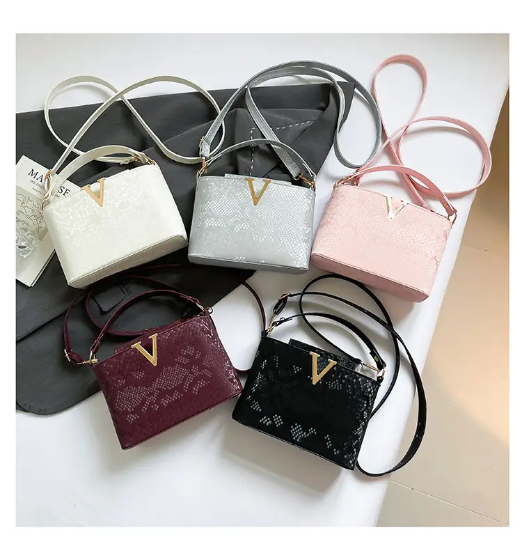 Korean Snake Print Sequin Shoulder Bag — feature 24