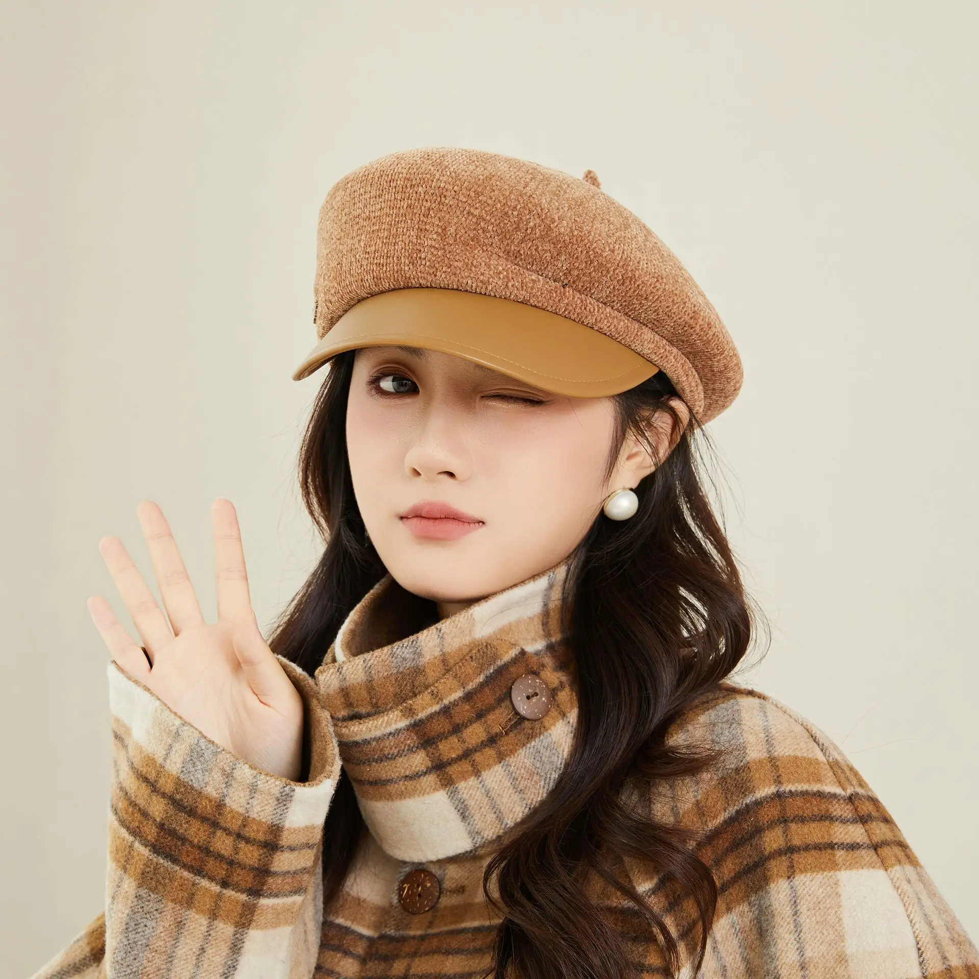 Women Korean Style Chenille Beret with Duckbill Cap