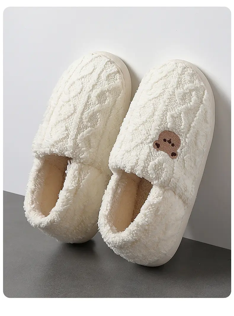 Women's Winter Cartoon Bear Cute Home Cotton Slippers Indoor Home Warm Wool Slippers Men's Wholesale — feature 13