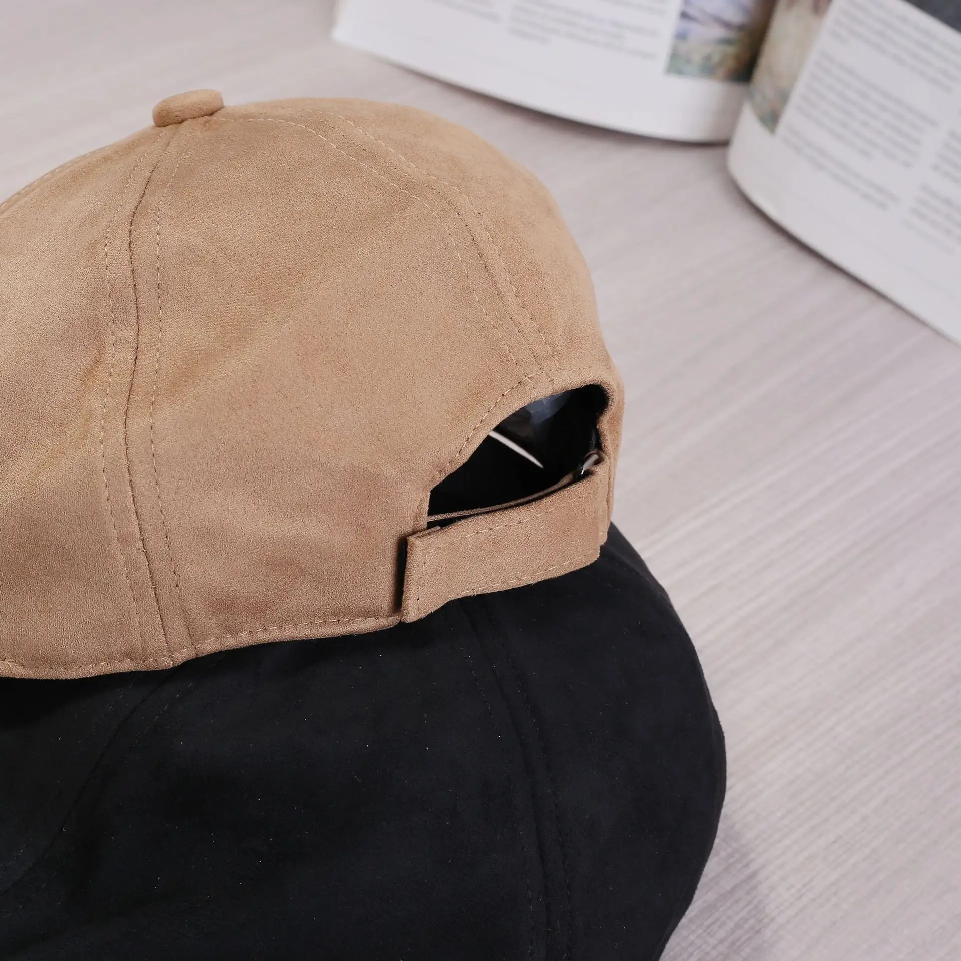 Japanese-Style Retro Forward Cap Unisex Autumn Winter Beret - Image 7