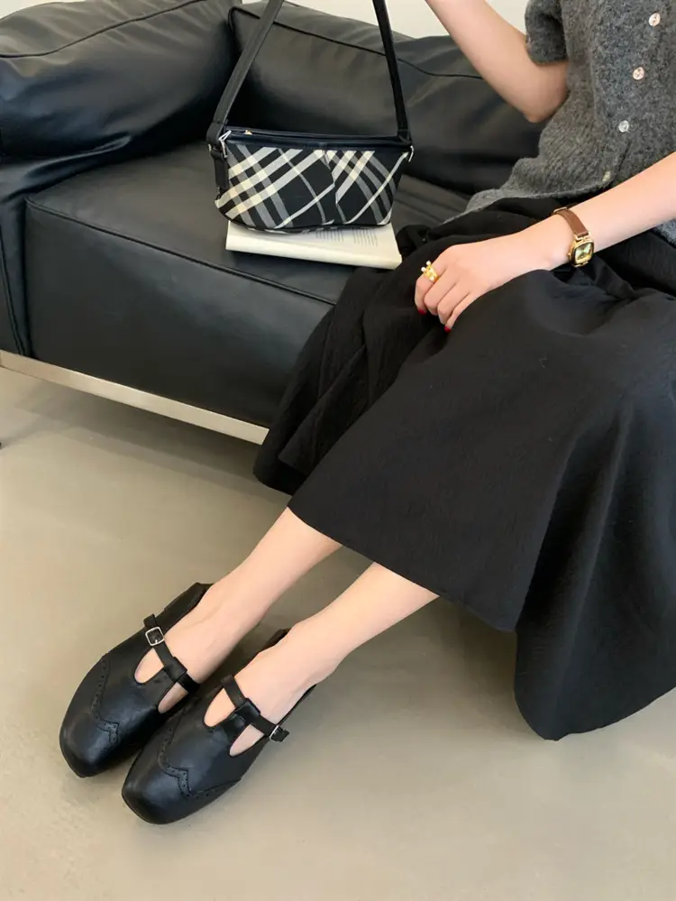 Women Retro T-Buckle Flats Black Brown 2025 — feature 17