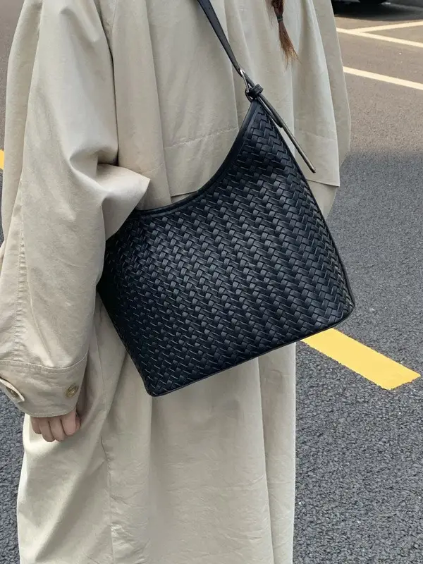 Women Crossbody Bag Brown Woven Leather 2025 - Image 12