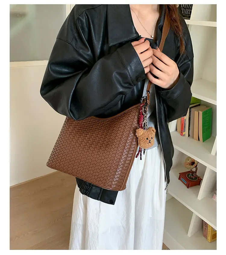 Women Crossbody Bag Brown Woven Leather 2025 — feature 21