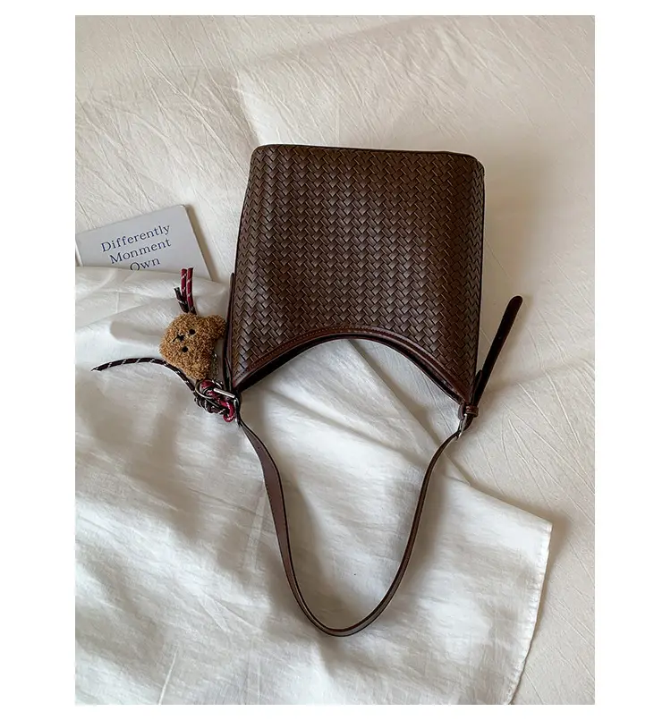 Women Crossbody Bag Brown Woven Leather 2025 — feature 32