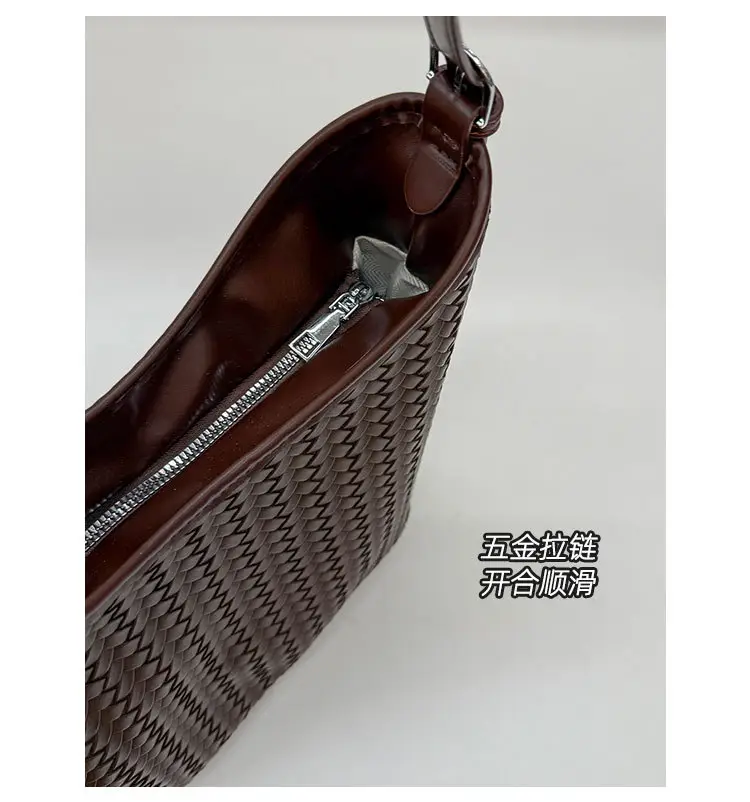 Women Crossbody Bag Brown Woven Leather 2025 — feature 7