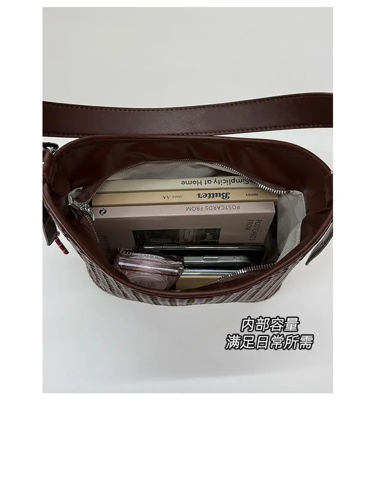 Women Crossbody Bag Brown Woven Leather 2025 — feature 8